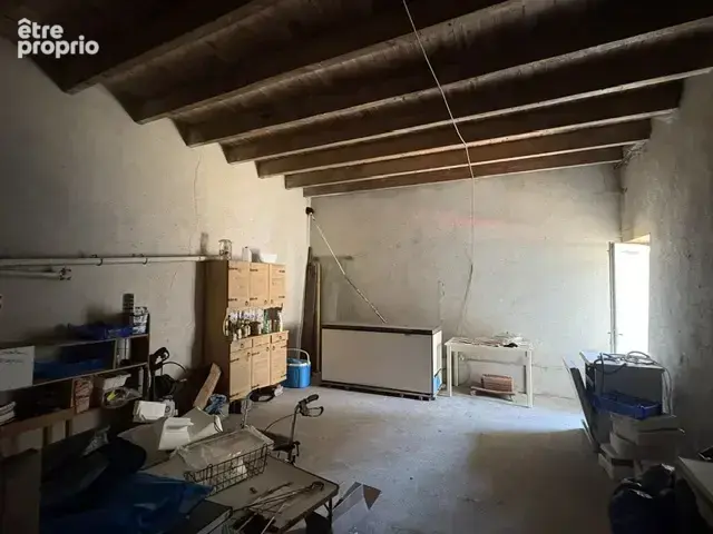 A vendre à Tiffauges belle maison de bourg 112 m2 +dépendance +terrain constructible 194000 frais d'agence inc - photo 16