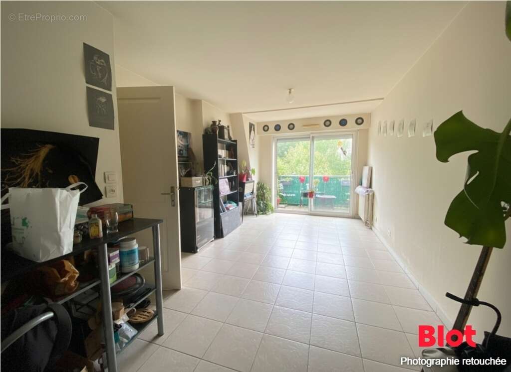 Appartement à SENE