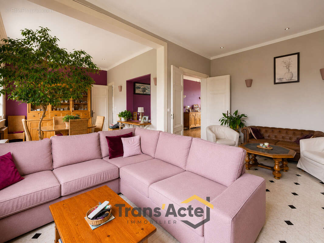 Maison à ACQ