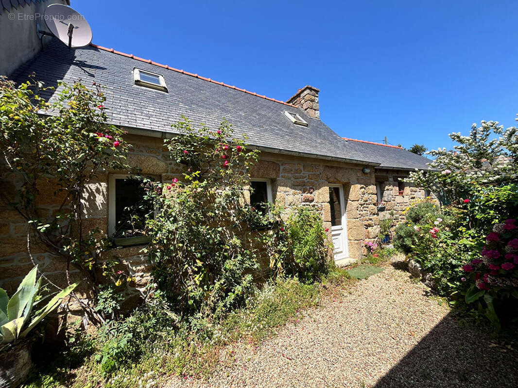 Maison à PENVENAN