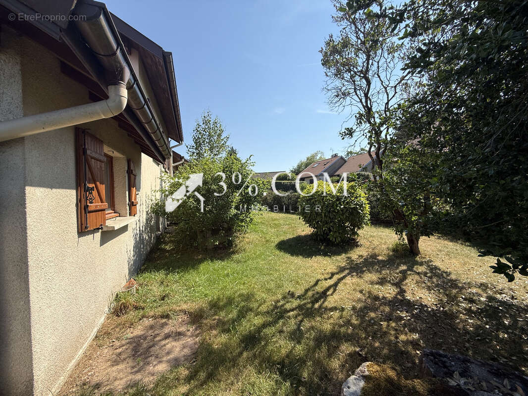 Maison à HADOL