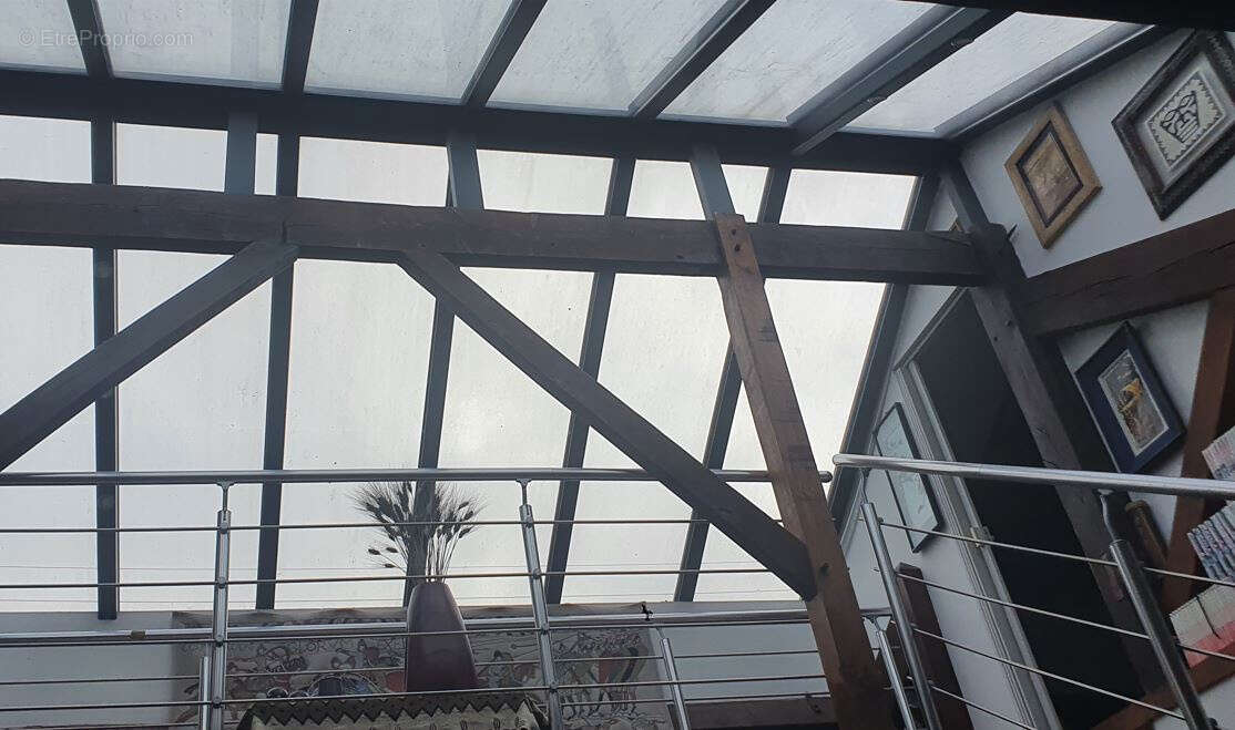 Autre à CORBEIL-ESSONNES