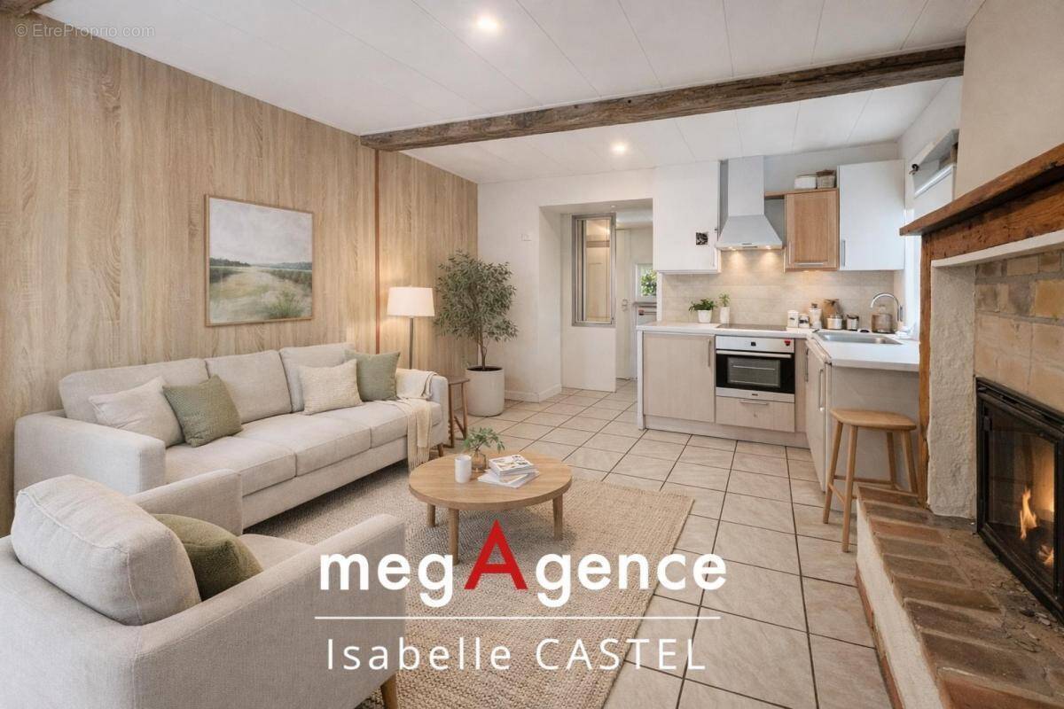 Maison à BEAULIEU-SOUS-LA-ROCHE