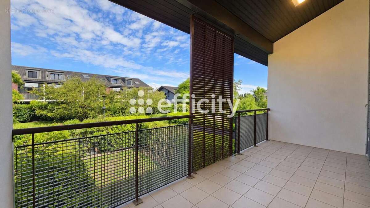 Appartement à CHENS-SUR-LEMAN