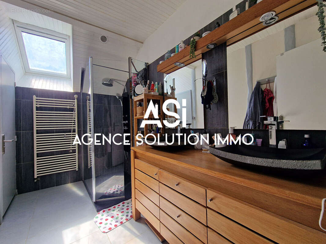 Maison à CHANGE