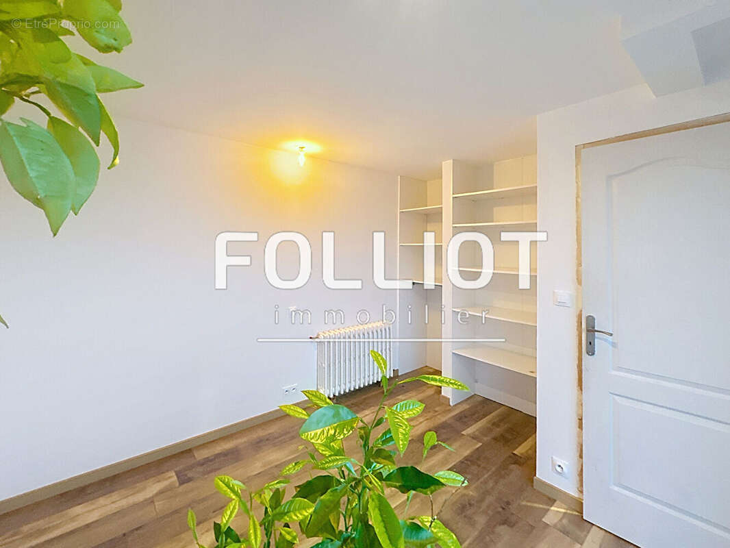 Maison à SAINT-PAIR-SUR-MER