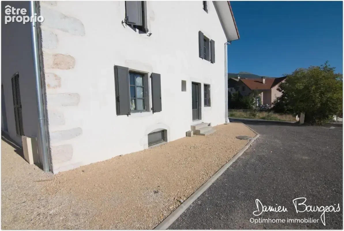 Maison mitoyenne brute avec fort potentiel d'environ 84 m² (110 m2 sol) - photo 7