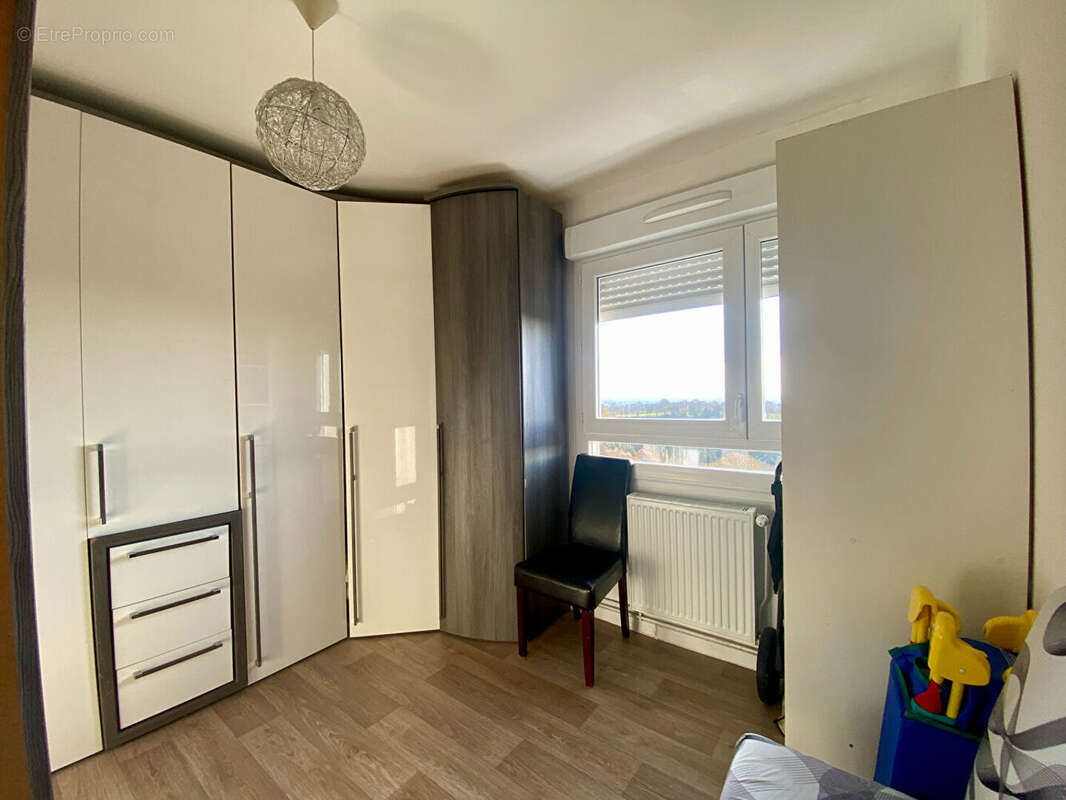 Appartement à FOUGERES