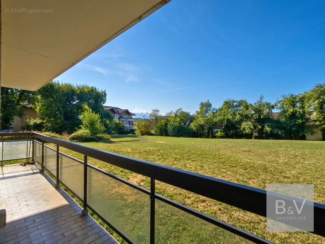 Appartement 3 pièces lumineux avec terrasse et parking - photo 6