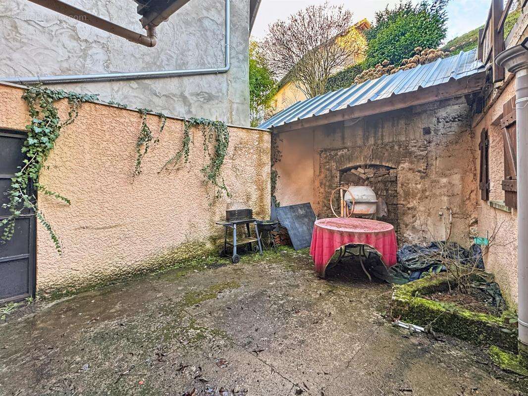 Maison à LE PONT-DE-BEAUVOISIN