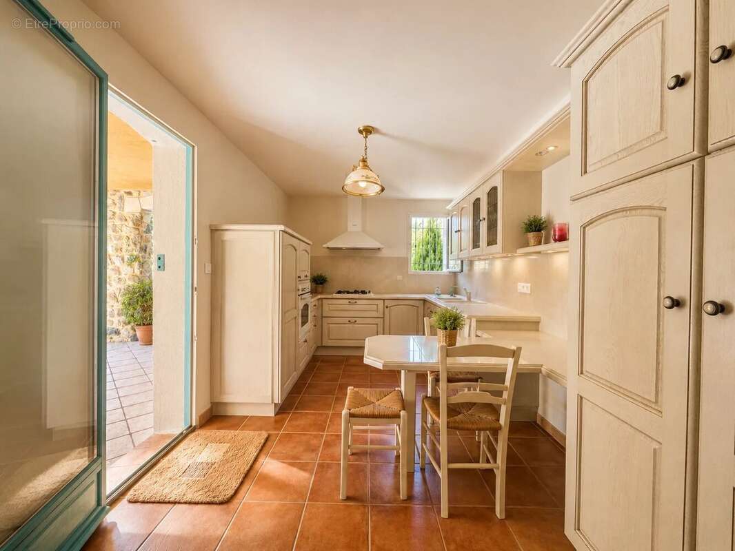 Villa en 2 logements 3 chambres au calme, secteur recherché - photo 14