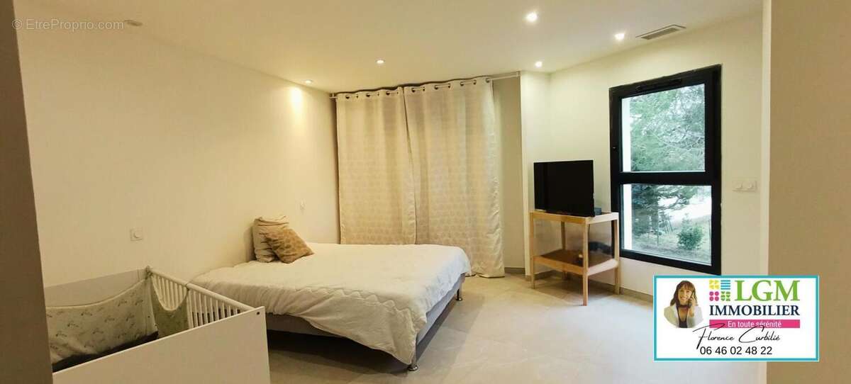 Maison à LA CALMETTE