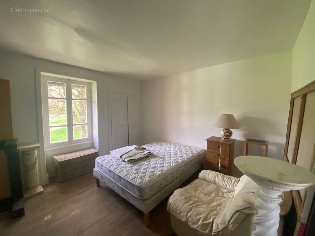 Maison 85 m² à Faux-La-Montagne  - photo 2