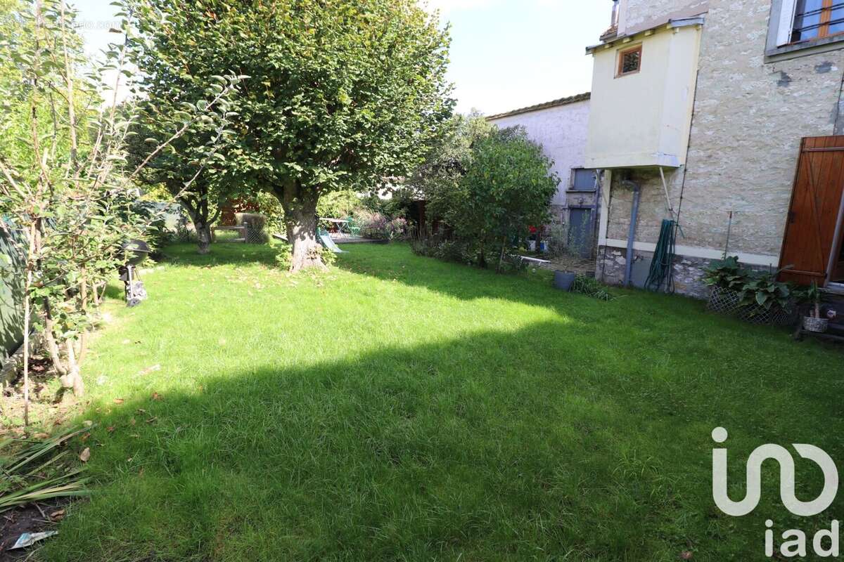 Appartement 91 m² à Avon  - photo 2