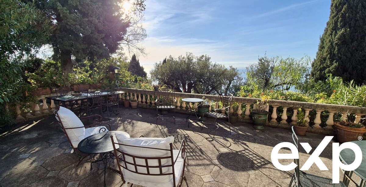 Maison à ROQUEBRUNE-CAP-MARTIN