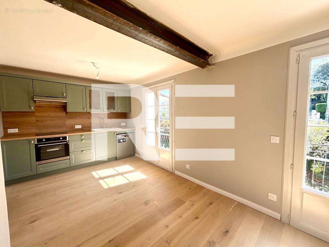 Maison à VAISON-LA-ROMAINE