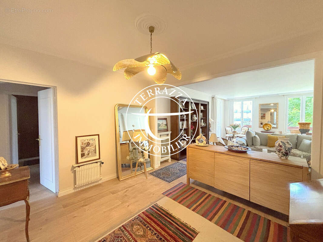 Appartement à LOUVECIENNES