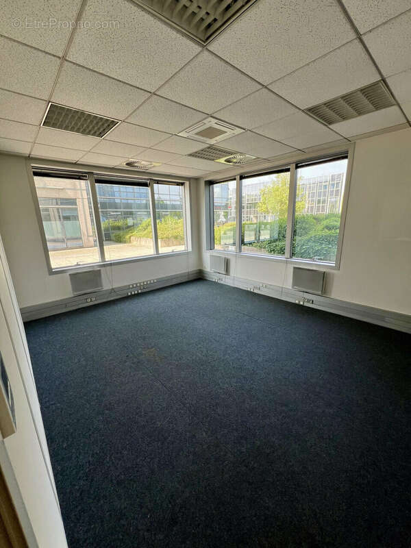 Commerce à VILLEPINTE