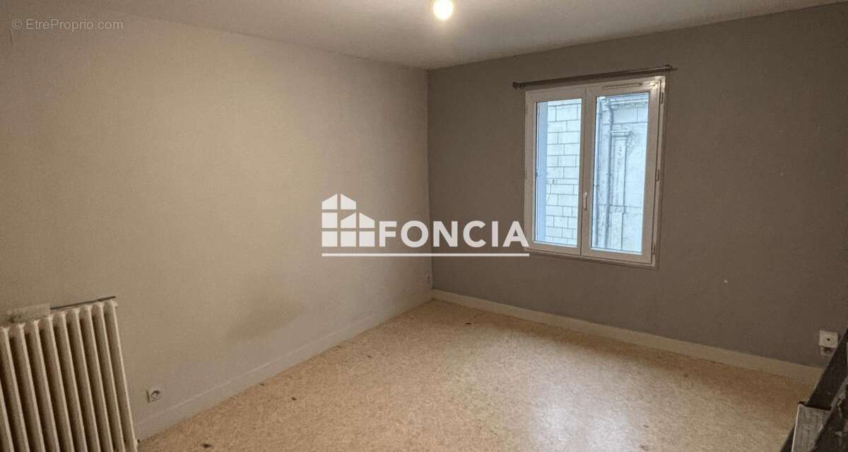 Maison à AZAY-LE-RIDEAU