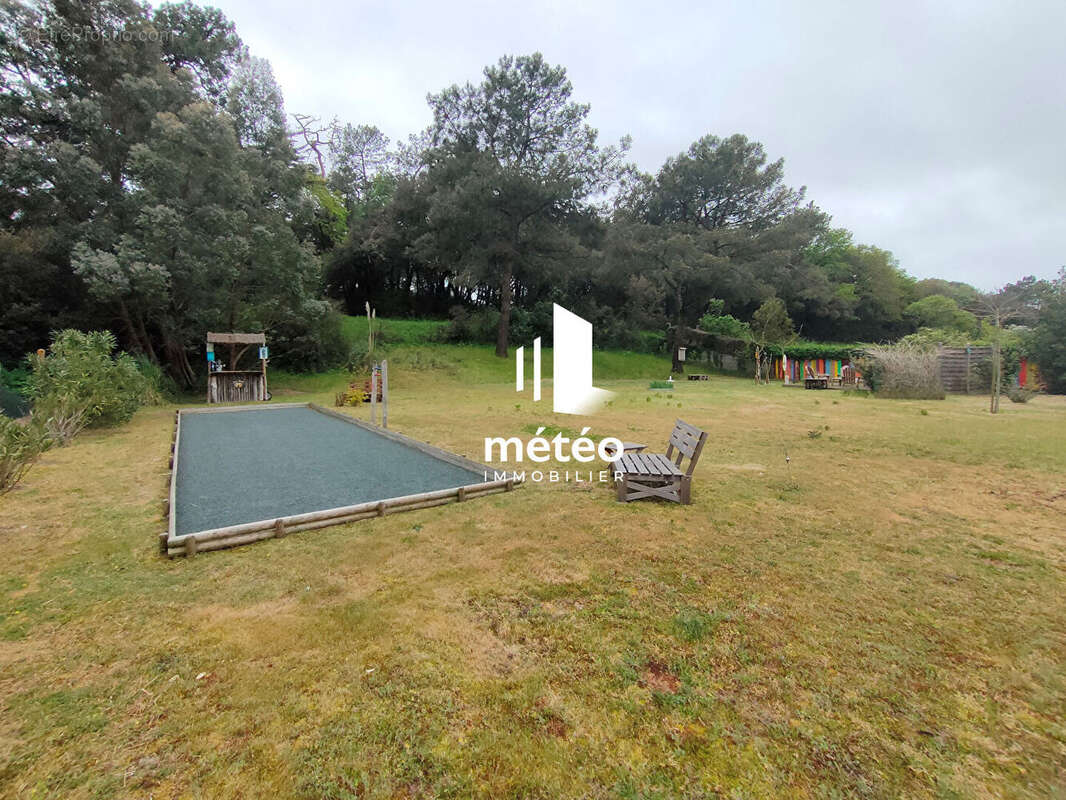 Maison à LONGEVILLE-SUR-MER