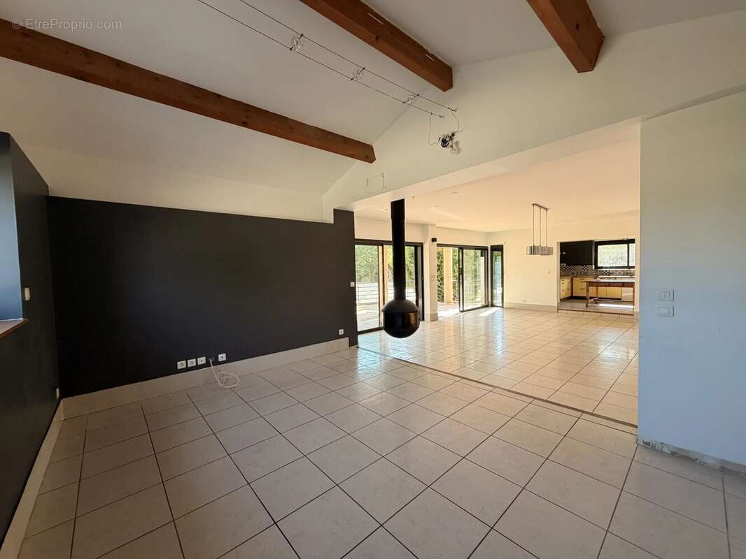 Magnifique maison d’architecte à Cuxac-d’Aude, à seulement 10 minutes de Narbonne ! - photo 6