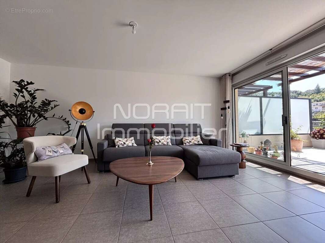 Appartement à DRAP