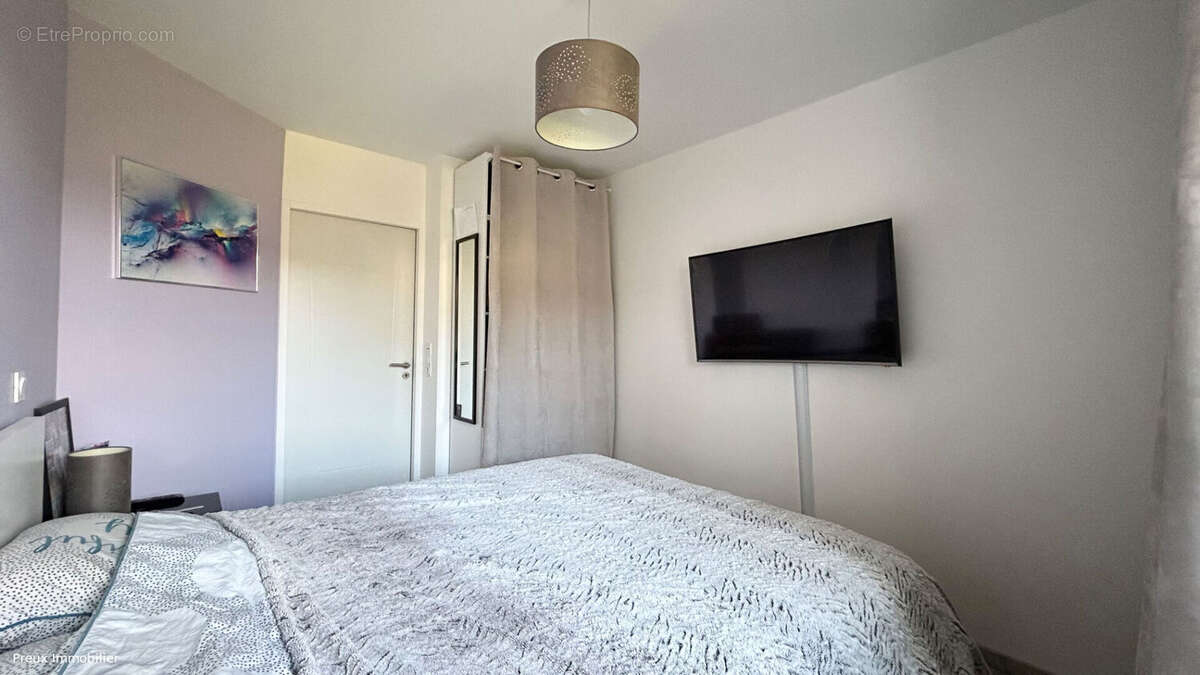 Appartement à POISY