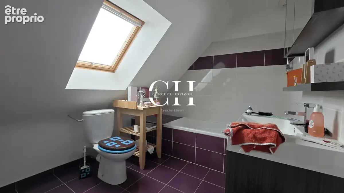Maison contemporaine de 2014   Vie de plain-pied et grand terrain à Pléguien - photo 9