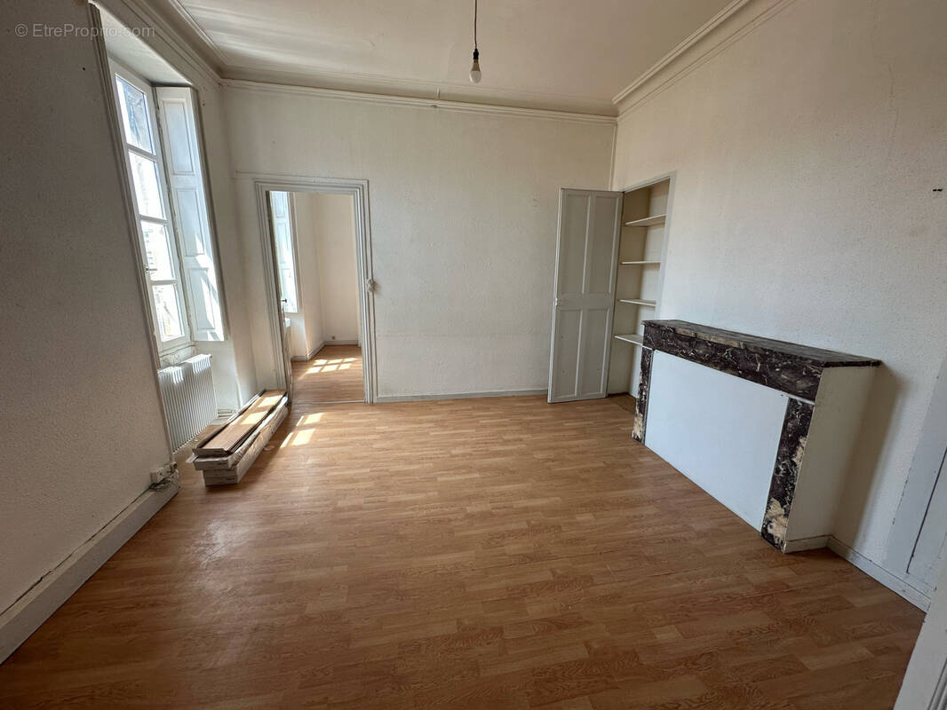 Appartement à NIMES