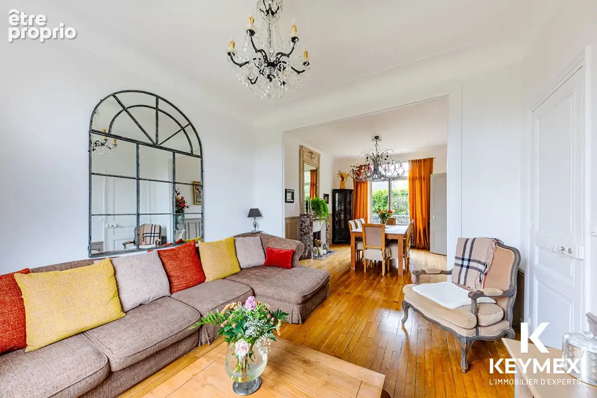 A10 mn d'Osny Pontoise ,d'Auvers sur Oise, maison à  Courcelles/Viosne 275 M² Utile,11piéces,9 chambres,garage ,sur terrain de 6 - photo 5