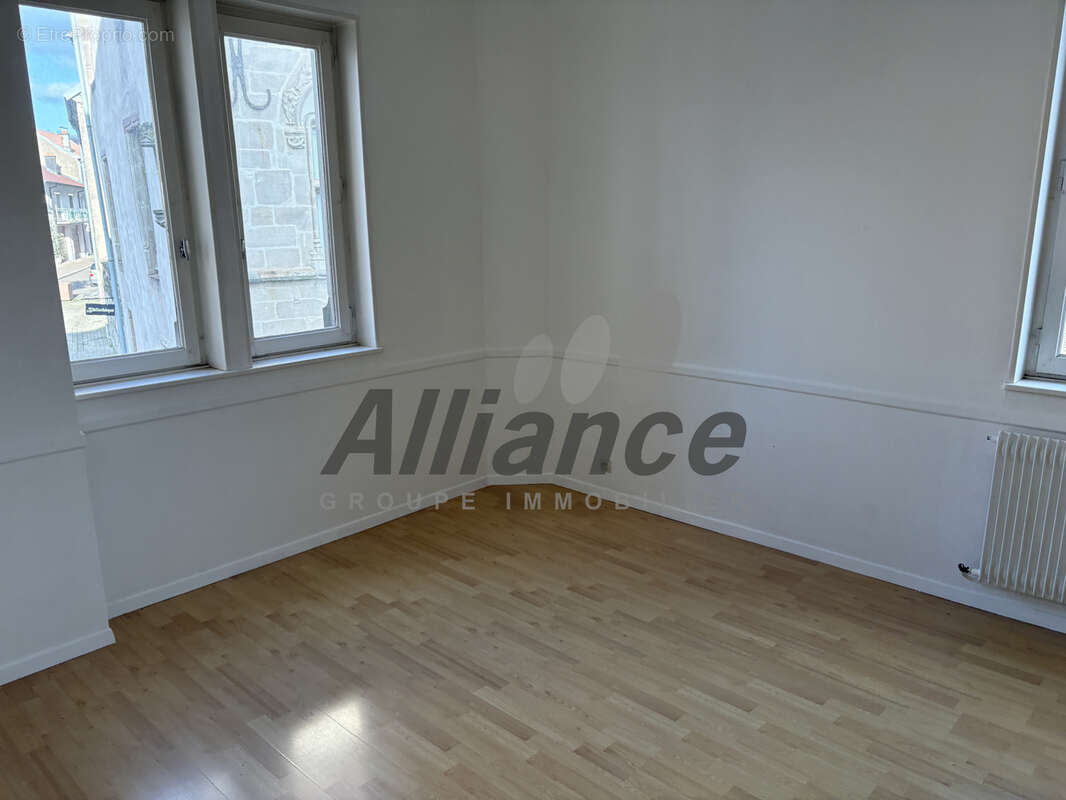 Appartement à LUXEUIL-LES-BAINS