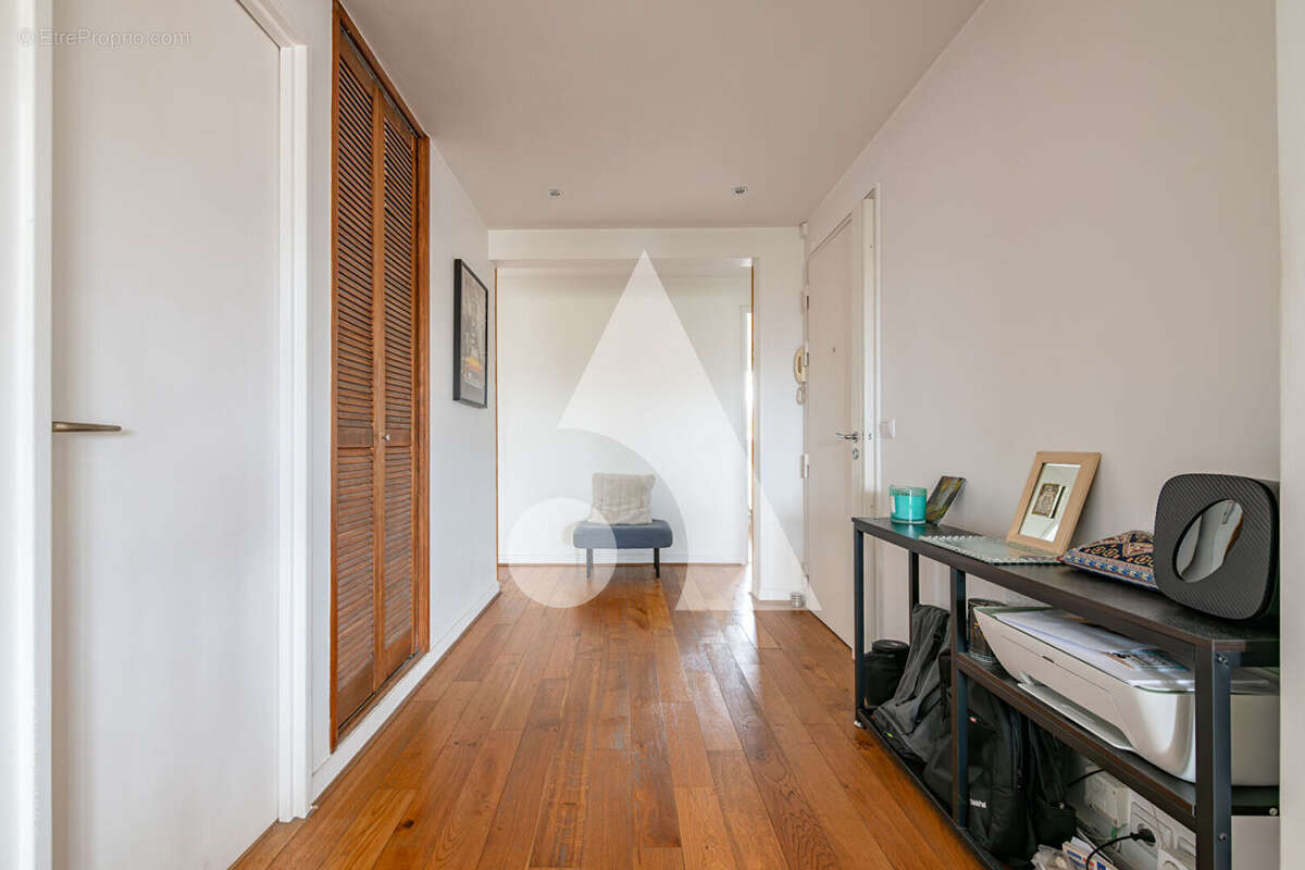 Appartement à SAINT-MAUR-DES-FOSSES