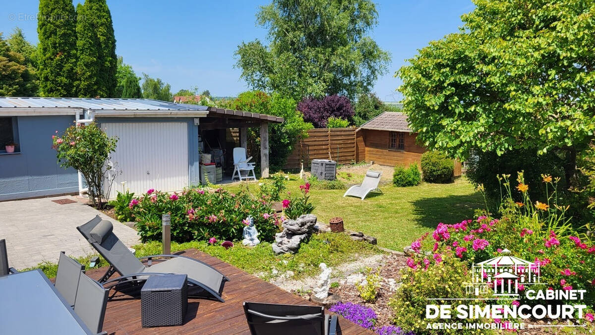 Maison à VERS-SUR-SELLES