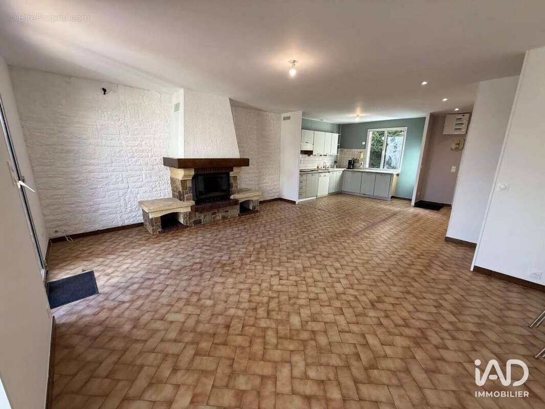 Photo 2 - Maison à LA FERTE-SOUS-JOUARRE