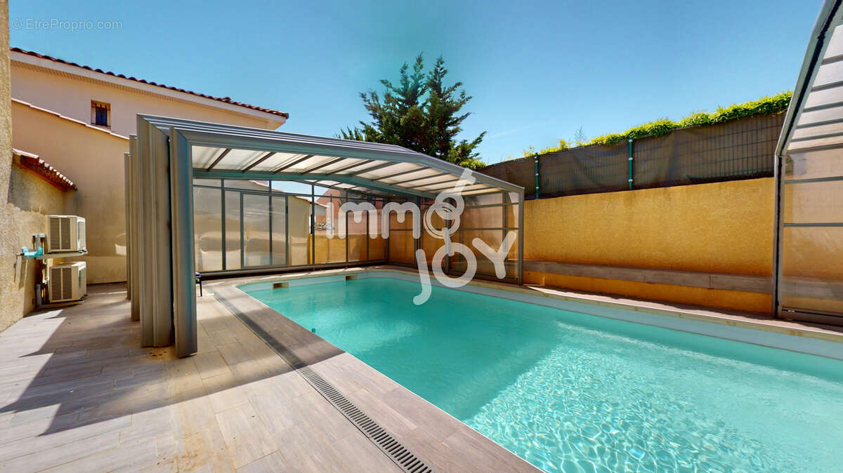NARBONNE   Villa 4 chambres, piscine, garage, panneaux photovoltaïques - photo 3