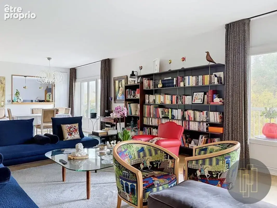 Rare - Type 5 dernier étage - 138 m², balcon 16 m², double garage, parking extérieur et cave - photo 13