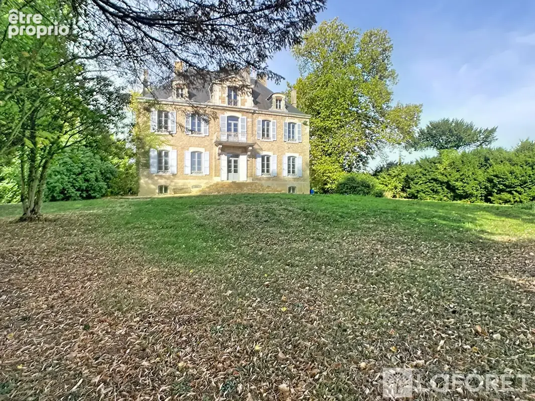 Maison à SENOZAN