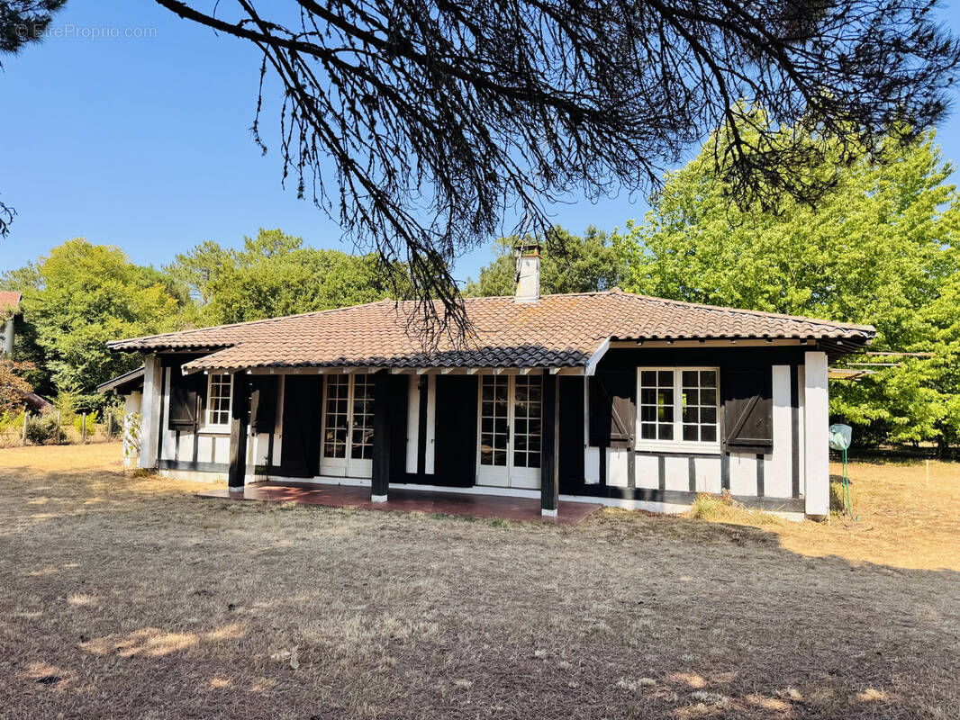 Maison à MOLIETS-ET-MAA