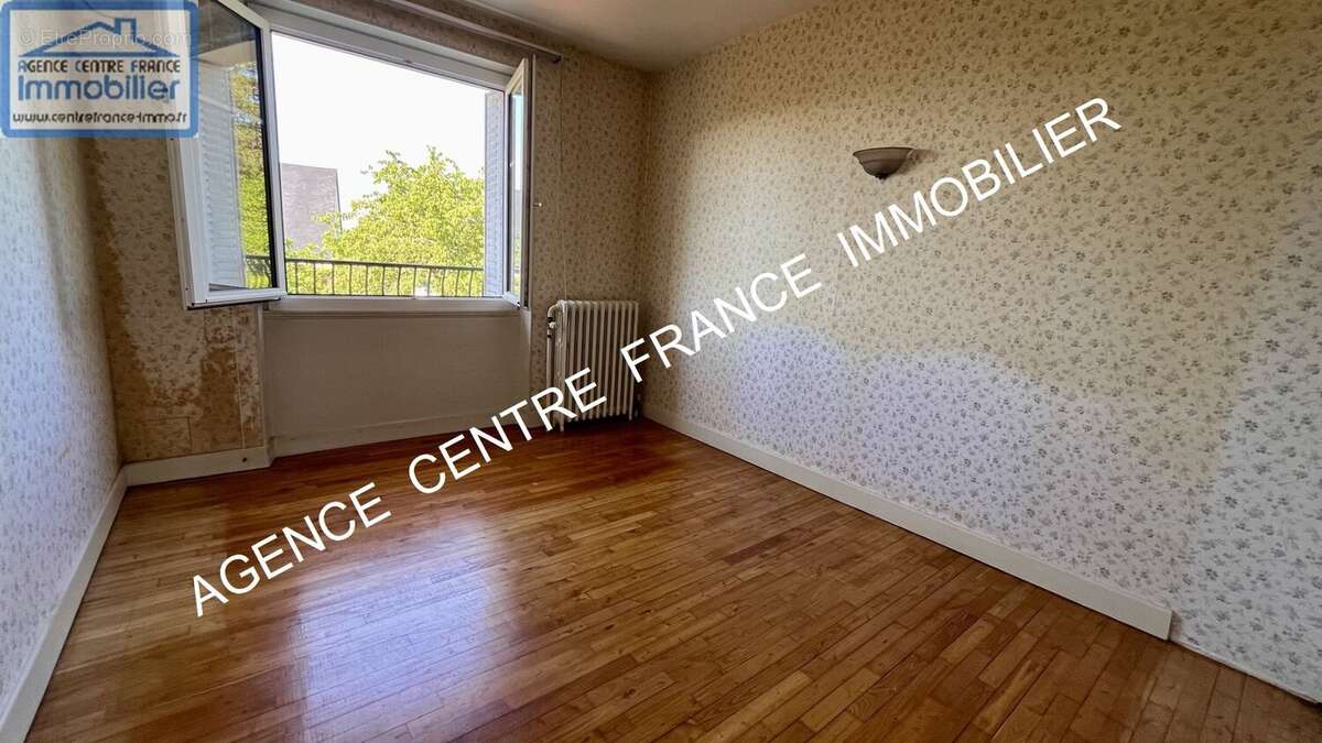 Maison à TROUY