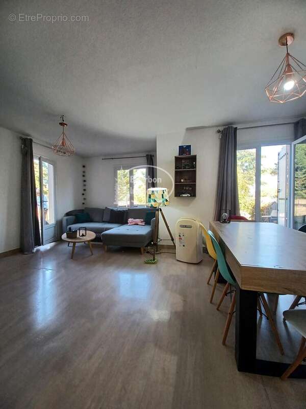 Maison 81 m² à Pierrefitte-Sur-Loire  - photo 3