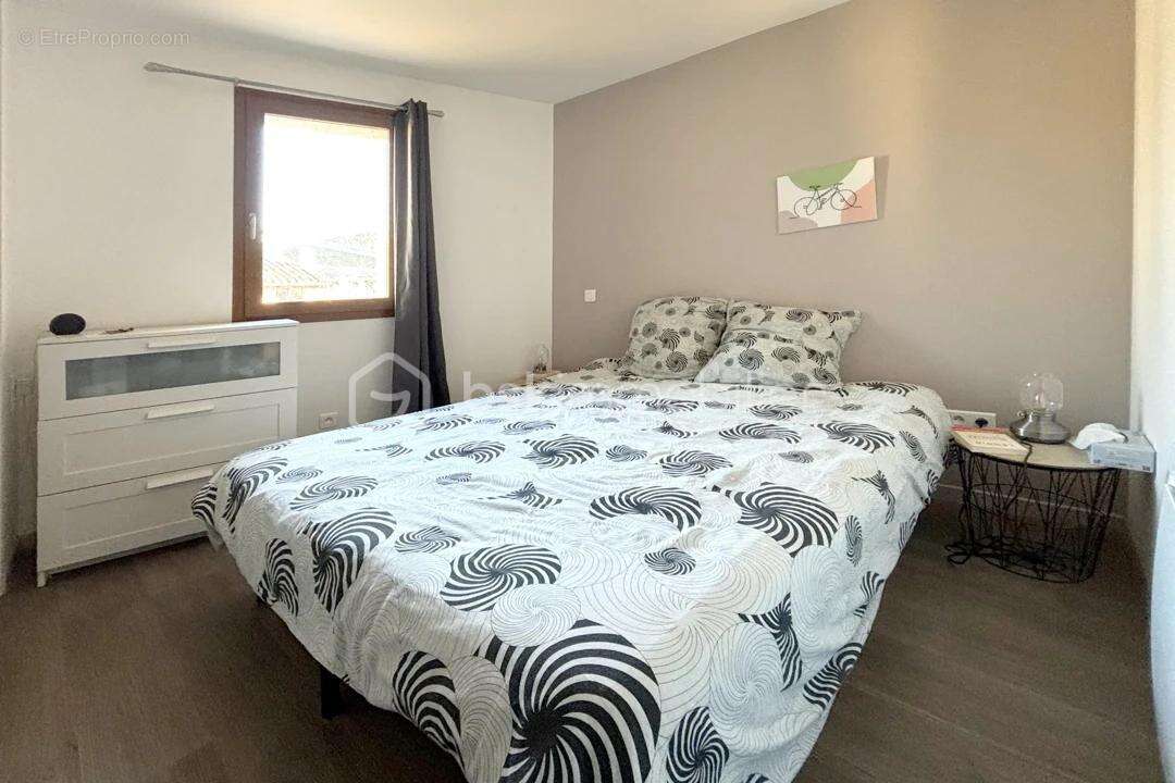 Maison à SAINT-PAUL-TROIS-CHATEAUX