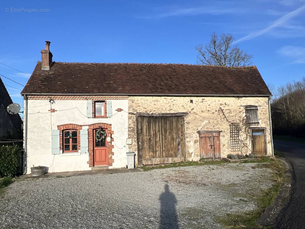 Maison à SAINT-LEGER-MAGNAZEIX