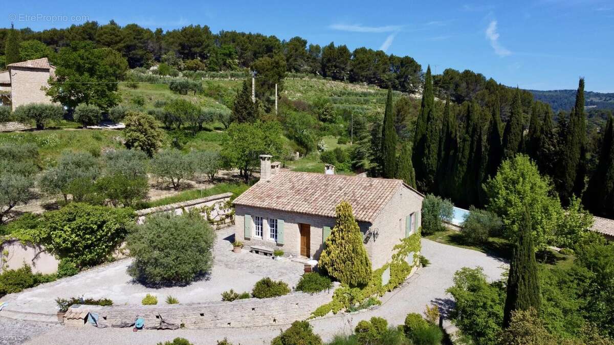 Maison à LE BARROUX