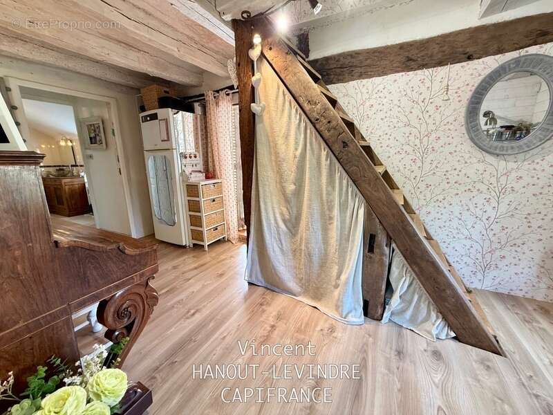 Maison à SOULAIRE-ET-BOURG