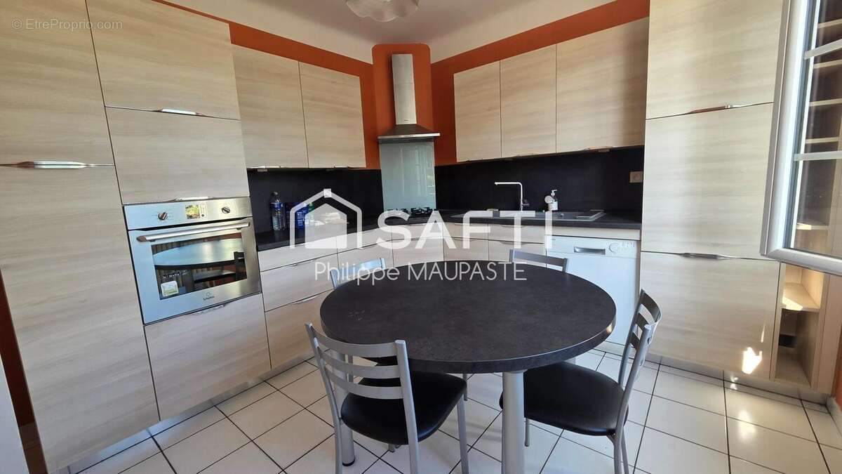 Photo 4 - Maison à JOUET-SUR-L&#039;AUBOIS