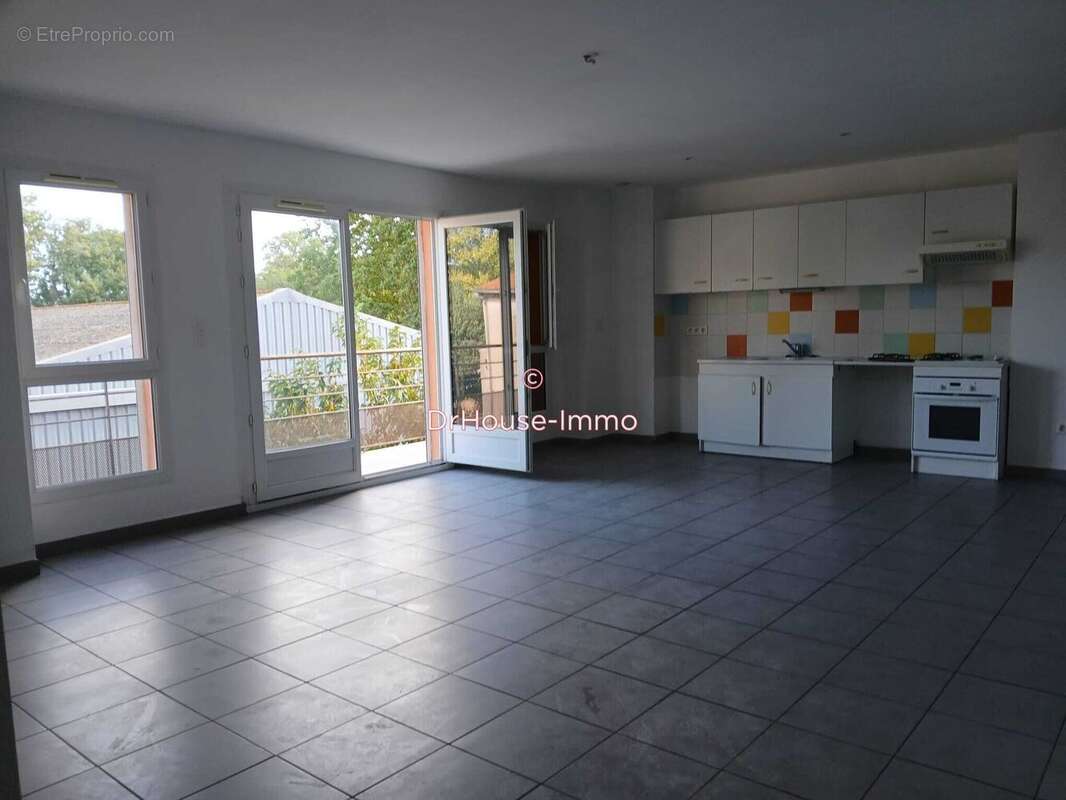 Appartement à SALLELES-D&#039;AUDE