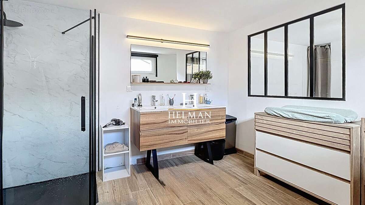 Maison à LONGUENESSE