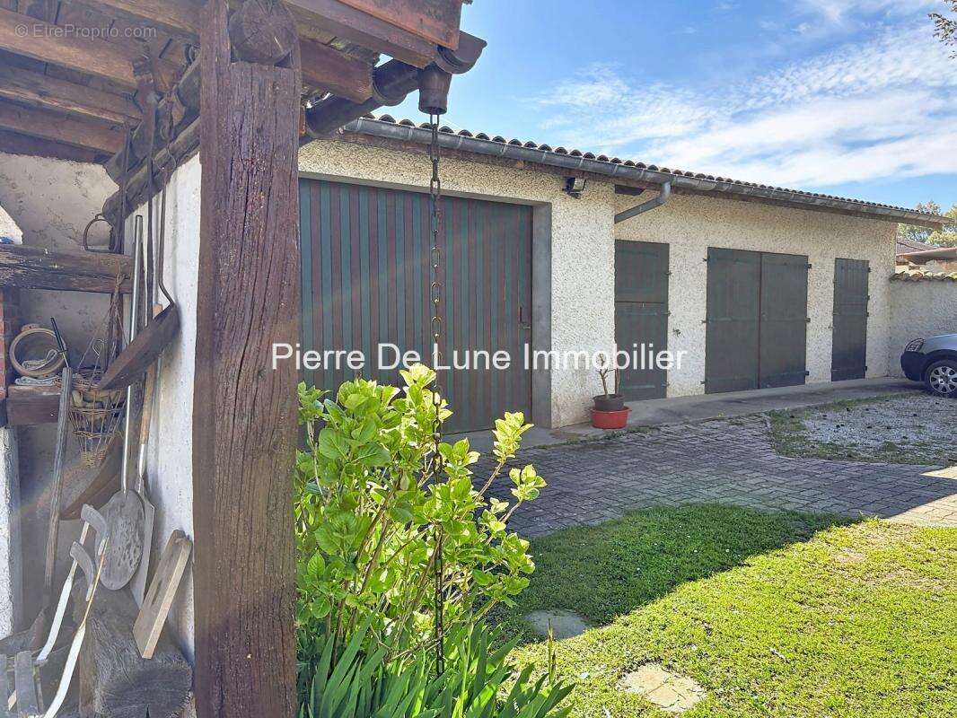 Maison à SAINT-MAURICE-DE-GOURDANS