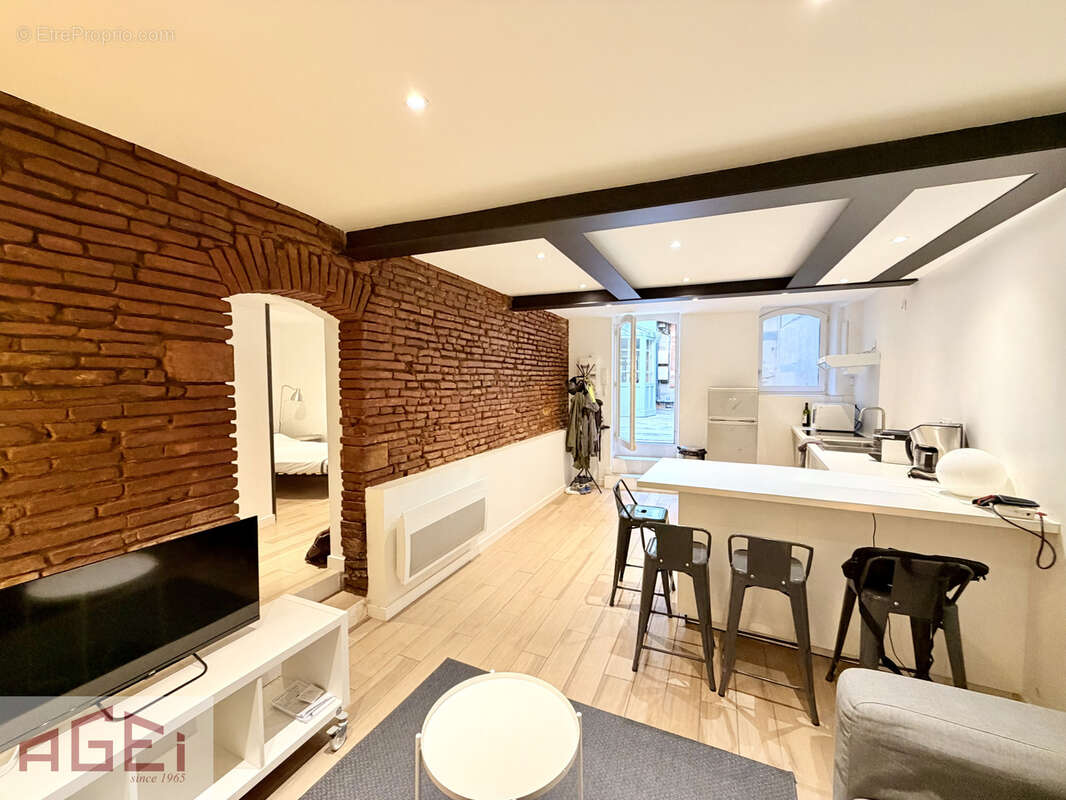 Appartement T2 43 Place Saint Goerge - photo 2