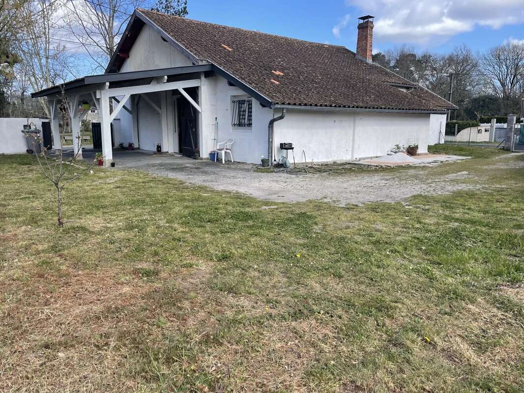 Maison à CABANAC-ET-VILLAGRAINS